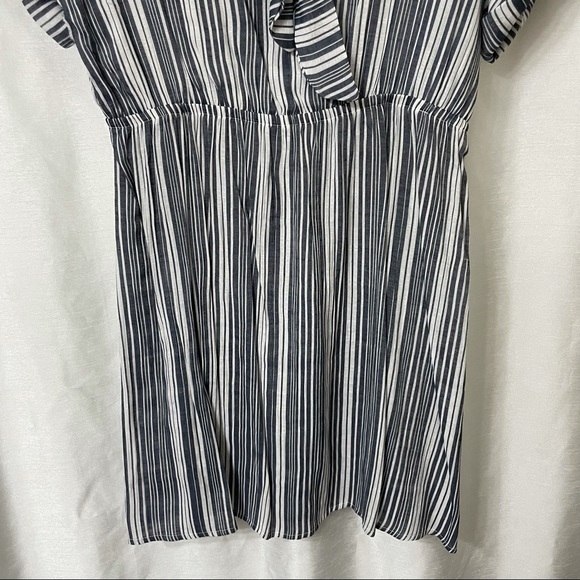 Stipped Bathing Suit Dress Cover - Picture 5 of 5